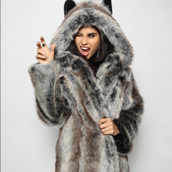 Spirithoods Classic Wolf Faux Fur Coat 